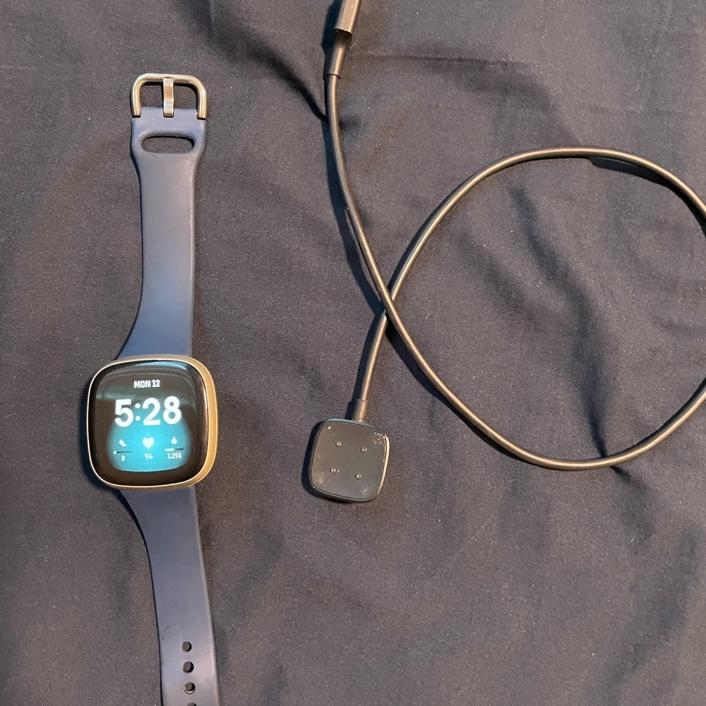 Fitbit Versa 3